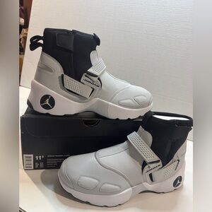 Jordan Men’s 12 Trunner LX High. New in Box. Pure Platinum colorway.